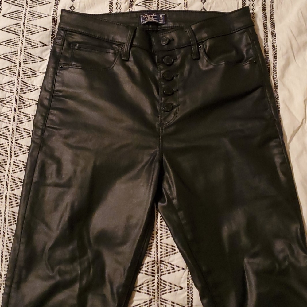 A&F Hgh Rise Super Skinny Ankle